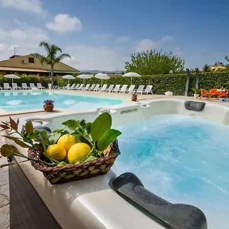 Villa Indipendente Le Coccinelle Beach Mare Piscina A 250 Mt Dal Mare Con Servizio Di Piscina A 400 Mt 12 K Da Cefalu Campofelice Di Roccella Exterior foto
