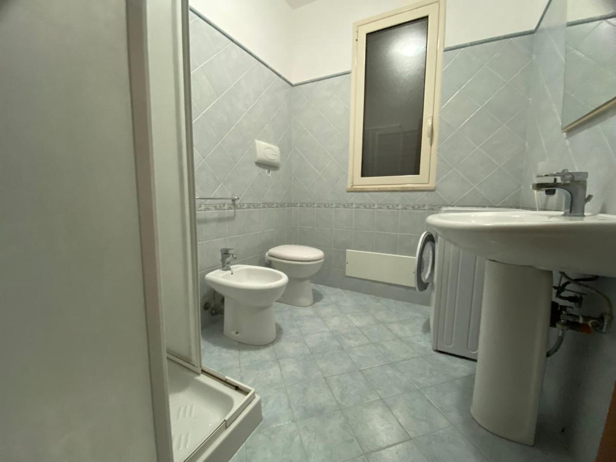 Le Coccinelle: Beachfront Retreat With Pool Access Near Cefalù *