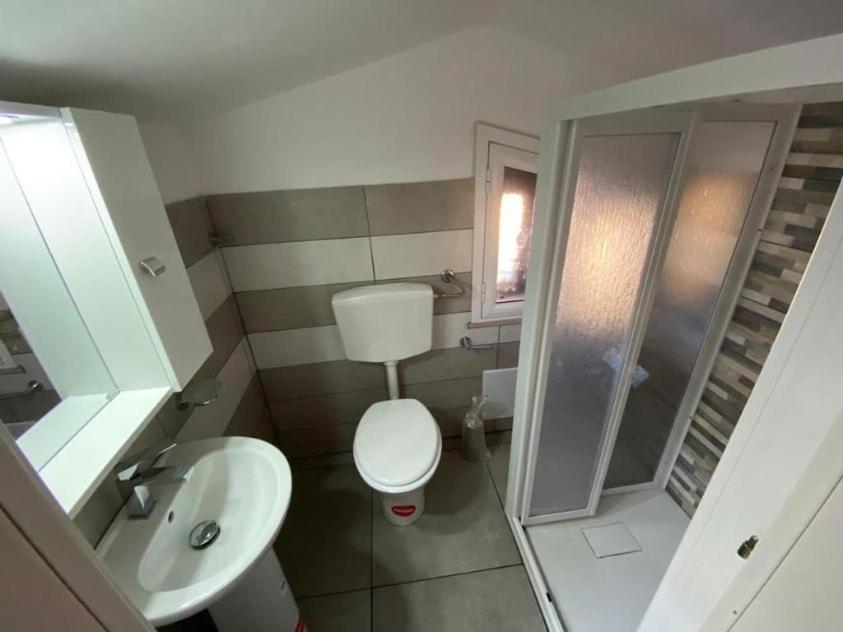 Le Coccinelle: Beachfront Retreat With Pool Access Near Cefalù * Campofelice Di Roccella